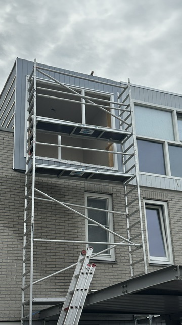 Dakopbouw Amsterdam-Osdorp – werkzaamheden en kozijnmontage, foto 1